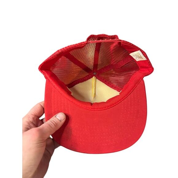 Vintage snapback dad hat novelty trucker cap red, black, white adjustable mesh - Picture 7 of 9